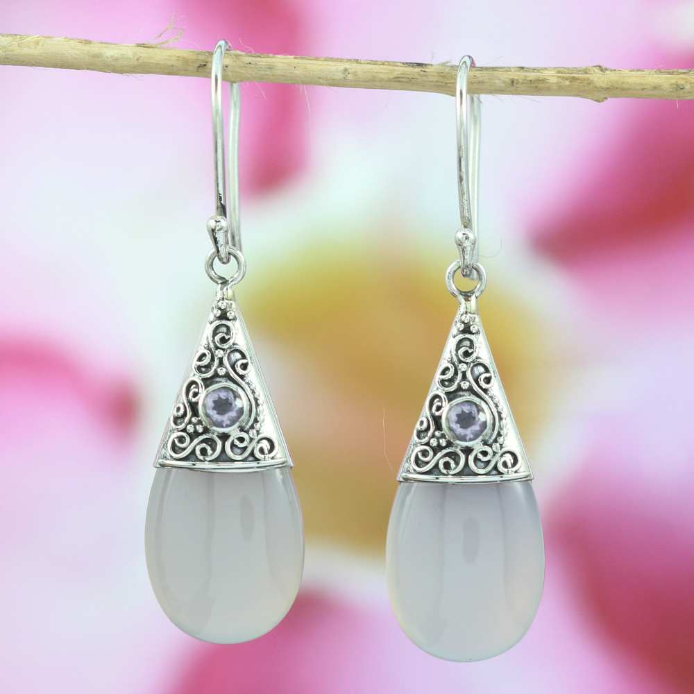 White Chalcedony Bali Earing E003W200