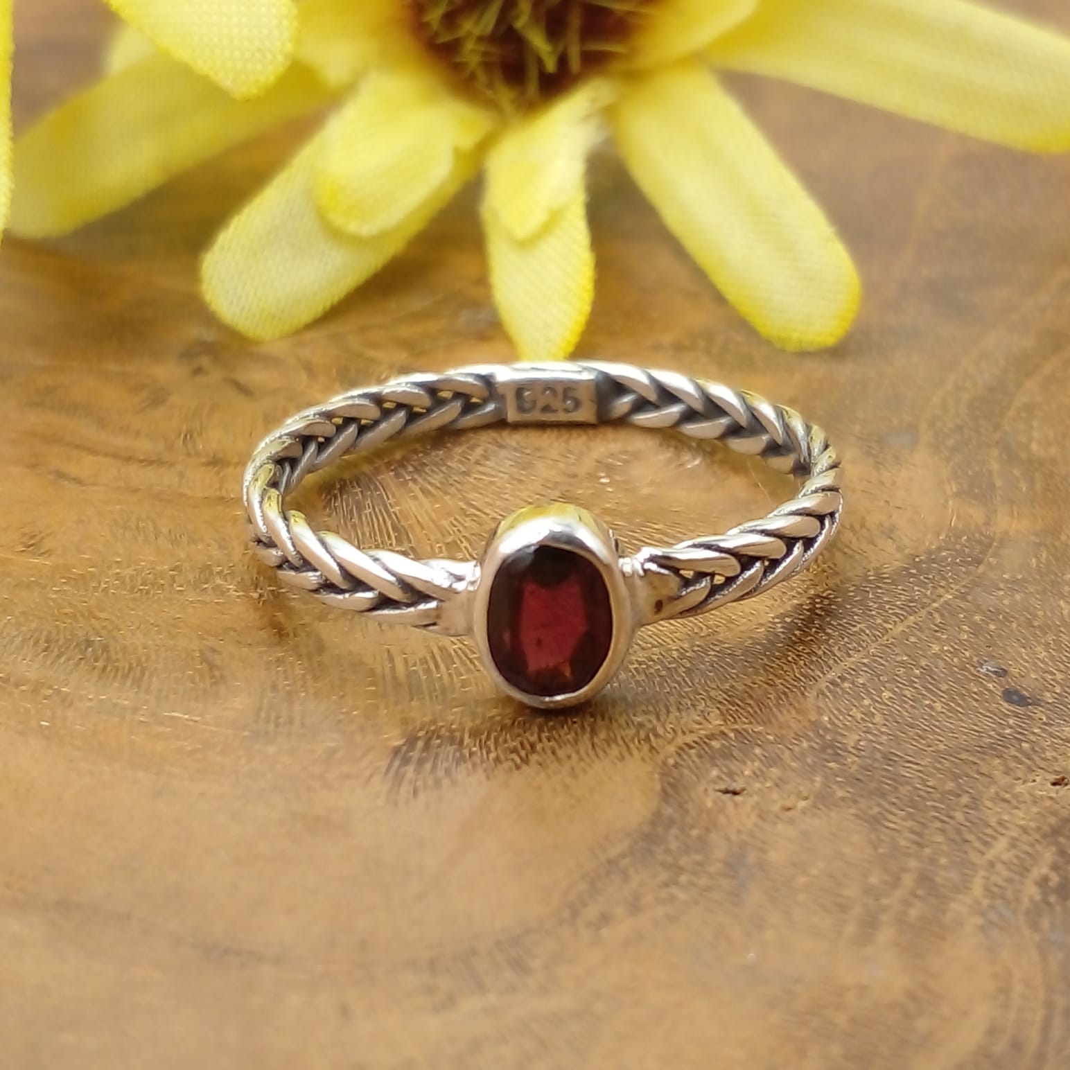 Bali Artisan Silver Gemstone Ring R632AMYW75