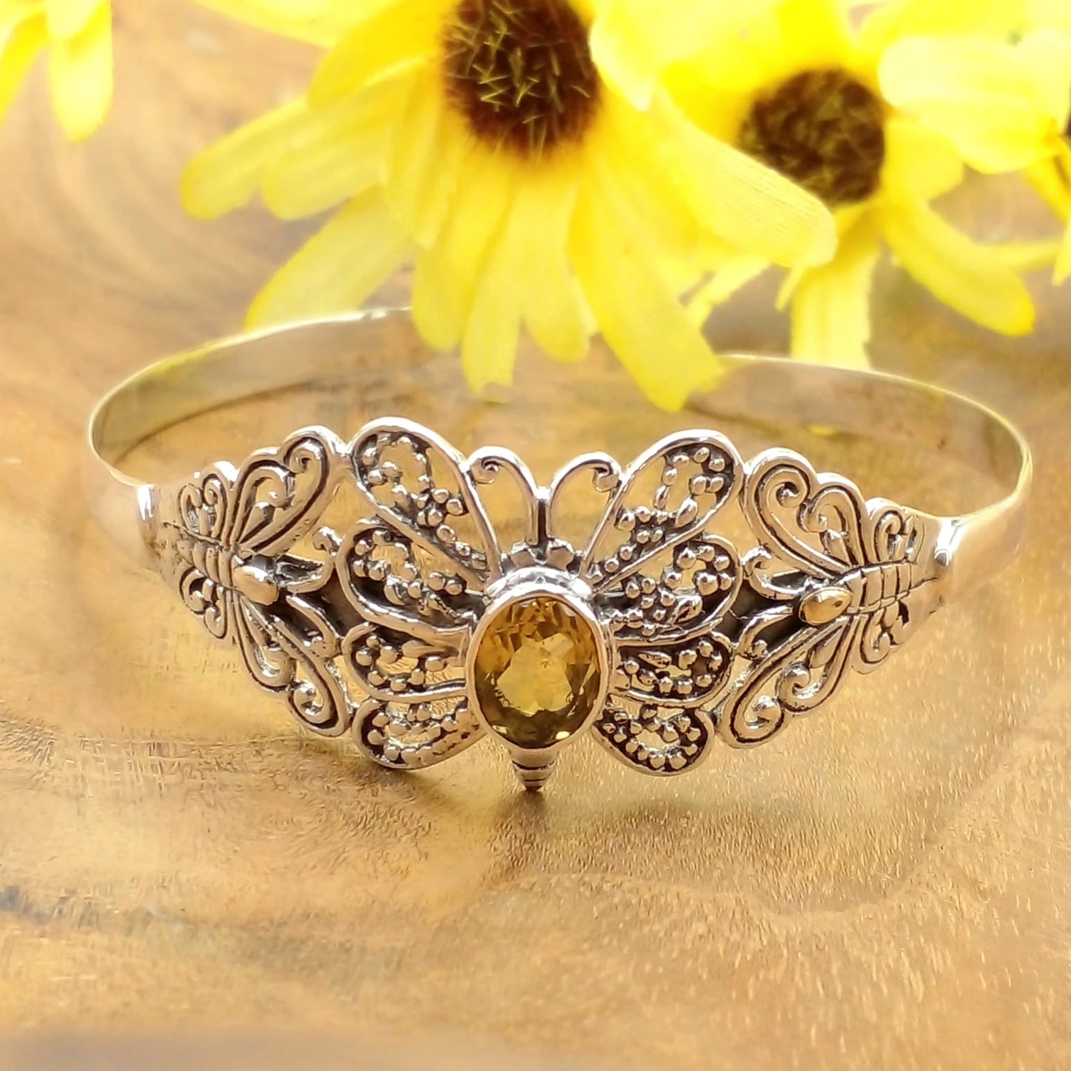 Bali Butterfly Silver Cuff Bracelet B657GRTW540
