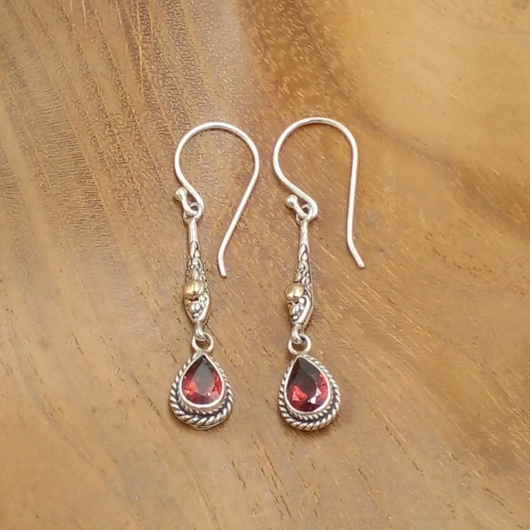 Gemstone earrings with gold E1801CTRW240