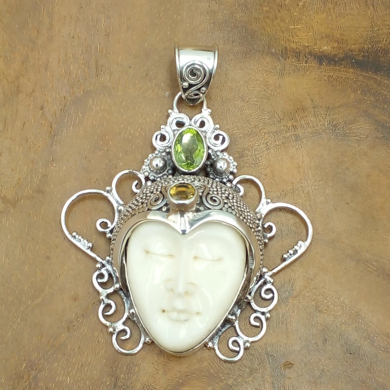 Silver Mask Pendant With Gems P805D-W632