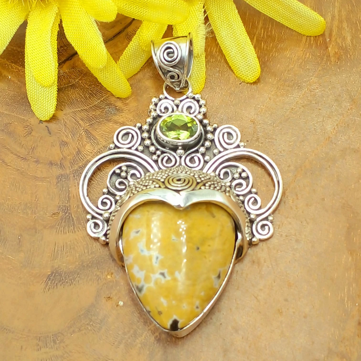 Balinese Silver Pendant with Gems P827B-W646