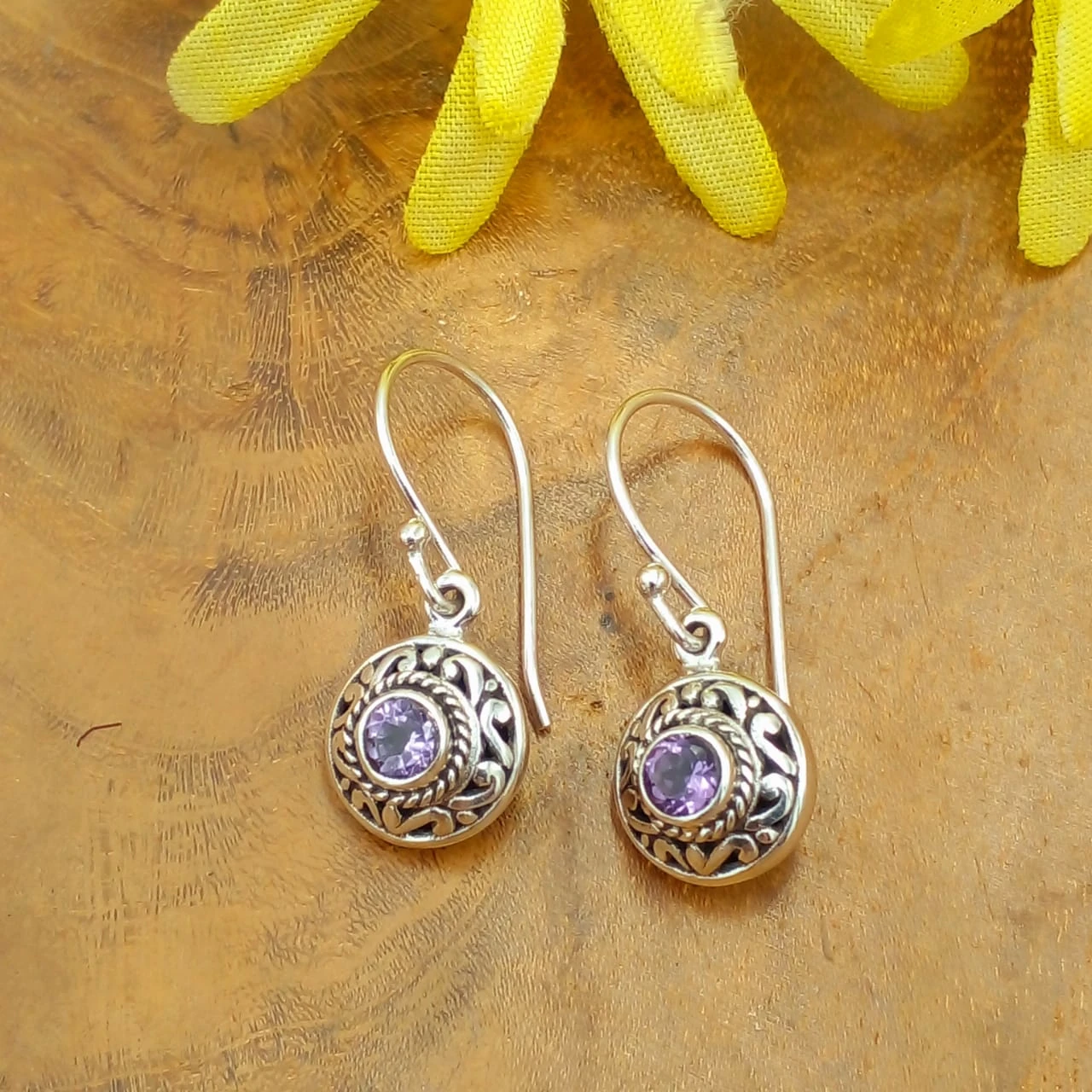 Balinese Silver Earrings With Gems E1704AMYW190