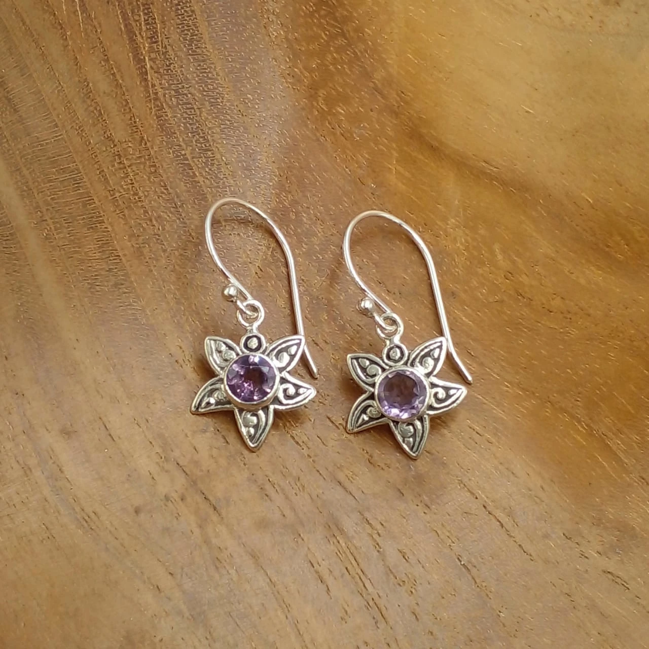Sterling Silver Earrings With a Charming Sunflower Design E1838GAMW170