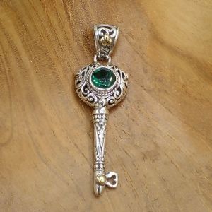 Balinese Carved Ornament Design Silver Key Pendant P870RD-GRQW508