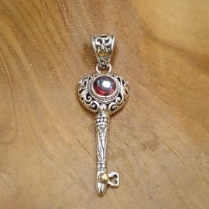 Balinese Carved Ornament Design Silver Key Pendant P870RD-GRQW508