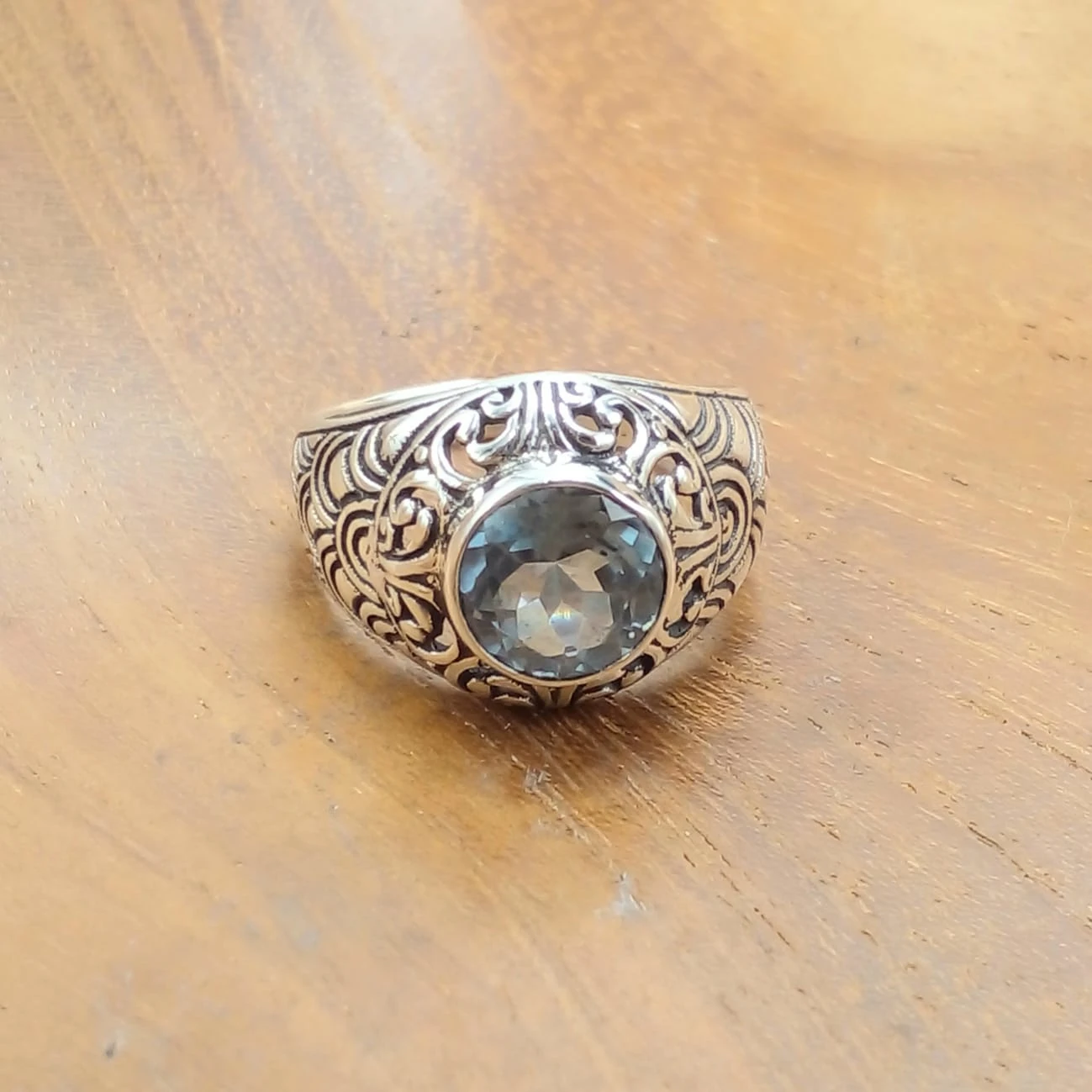 925 Sterling Silver Ring with Classic Stone Carving R339BTZW275